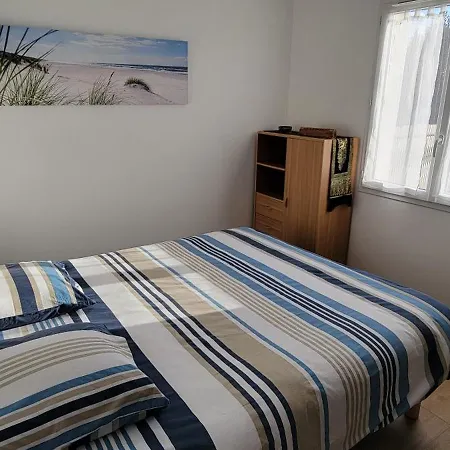 Сasa de vacaciones La Maison Du Saule *